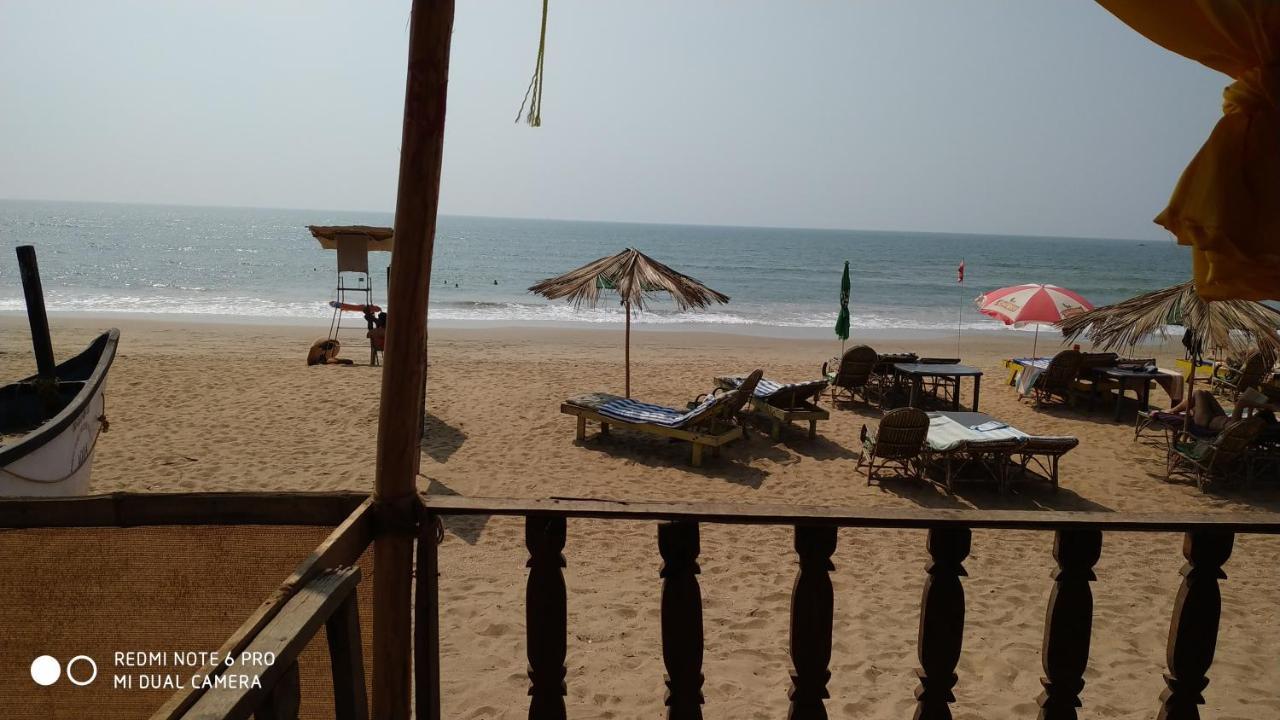 Mountain Palm Patnem Beach Exterior photo
